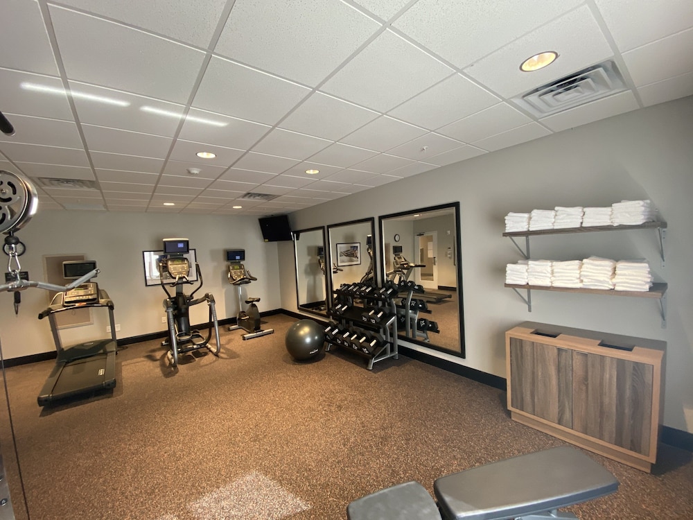 Candlewood Suites Lebanon by IHG - photo 19