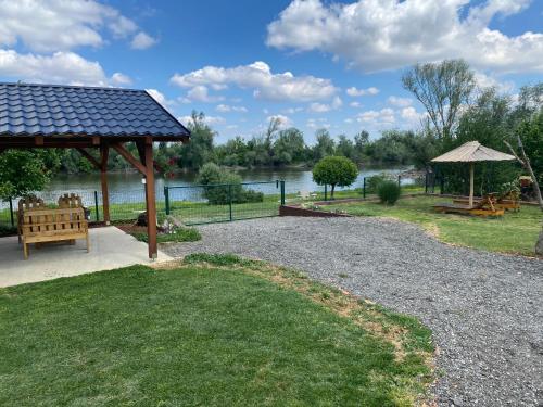 Kuća za odmor Pavliški raj in Vrbas, Serbia