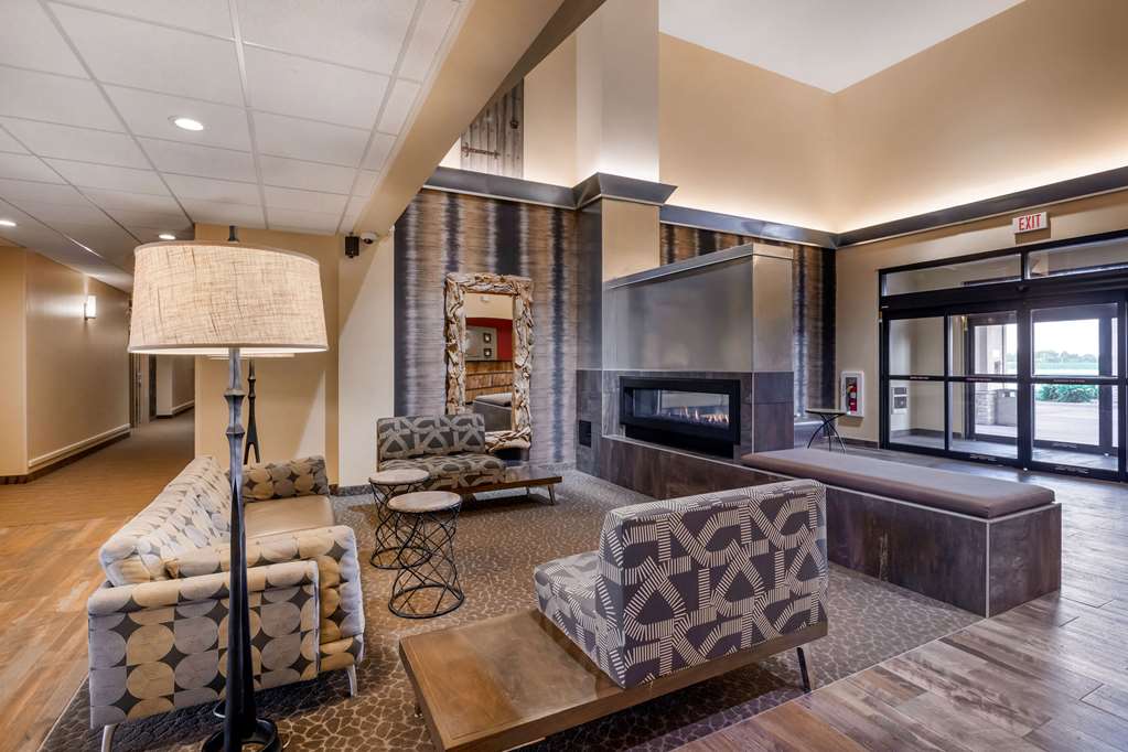 Comfort Suites Burlington in Burlington, United States