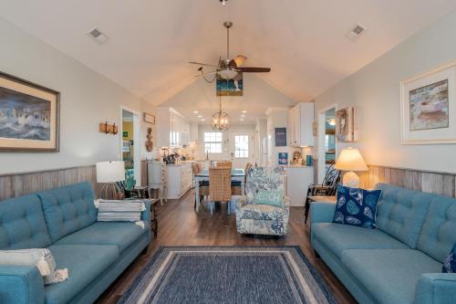 Sherrys Paradise by Oak Island Accommodations - photo 37