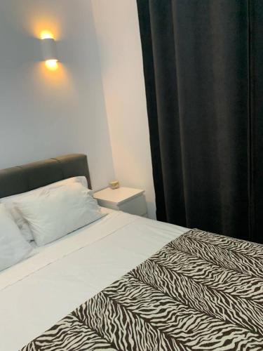 Maria House — 4-Star Luxury Hotel in Artemida, Greece