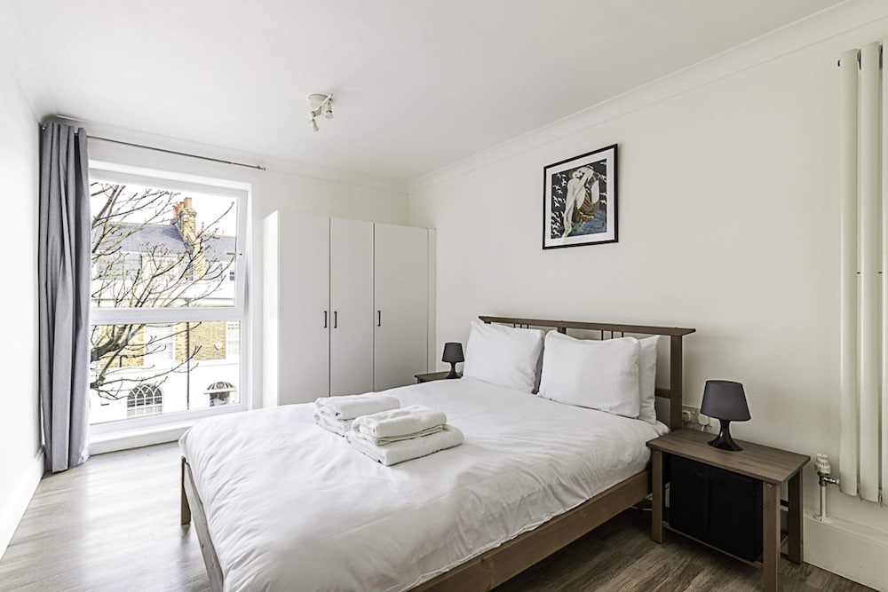 Cosy Angel Flat: Tube Nearby Stunning Views — 4-Star Luxury Hotel in London, United Kingdom