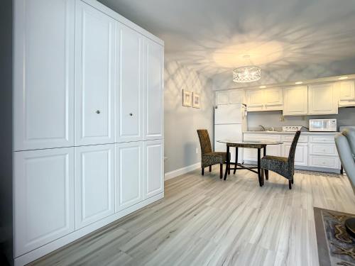 MC315 Mariner's Cove by RedAwning - photo 3