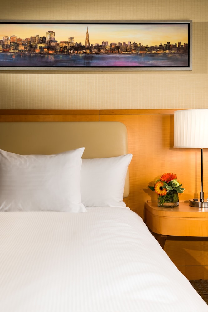 Hilton San Francisco Airport Bayfront - photo 9