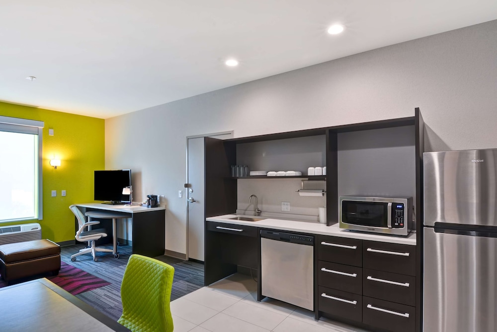 Home2 Suites by Hilton Hot Springs - photo 10