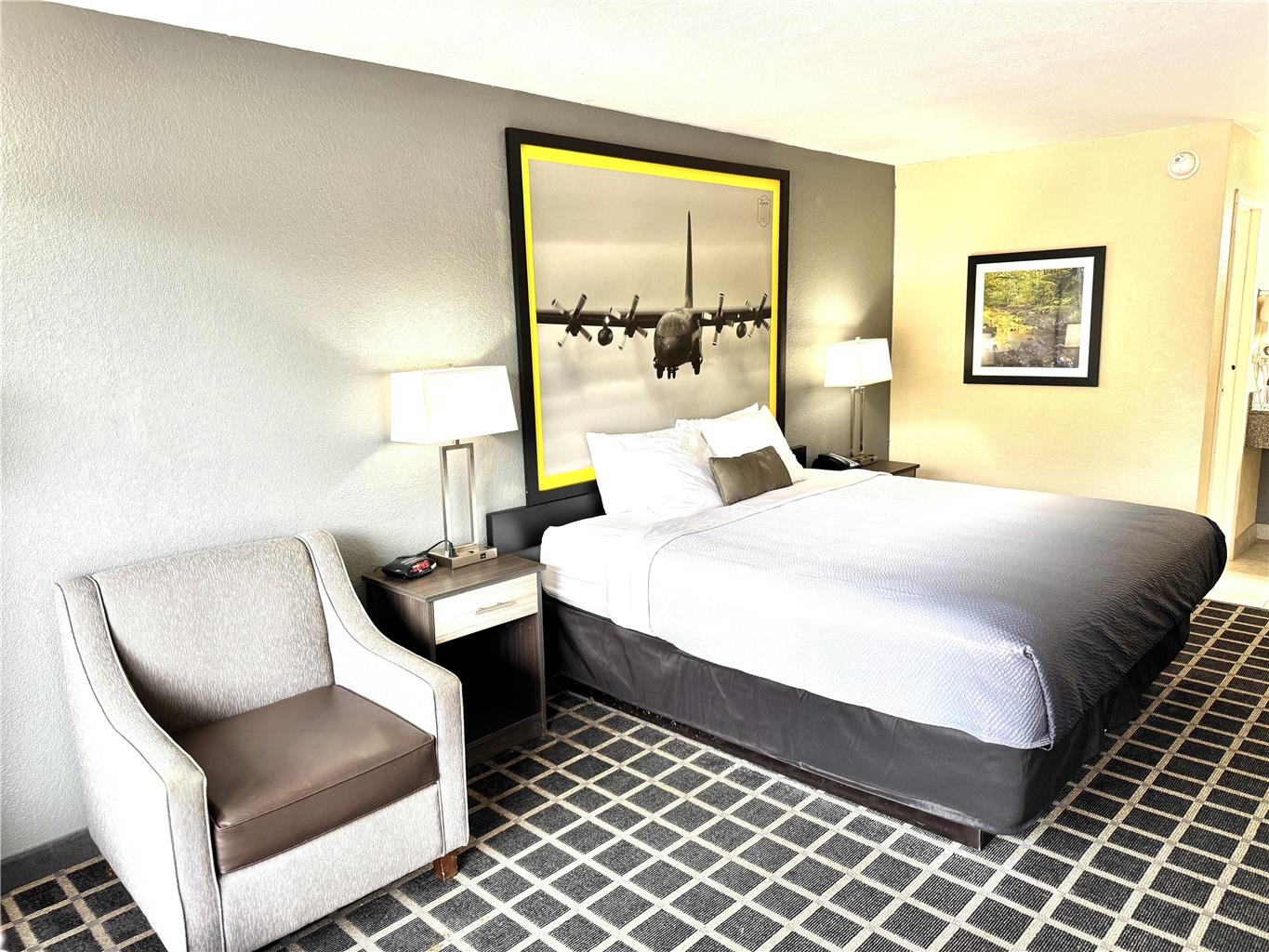 Super 8 by Wyndham Morganton - photo 22
