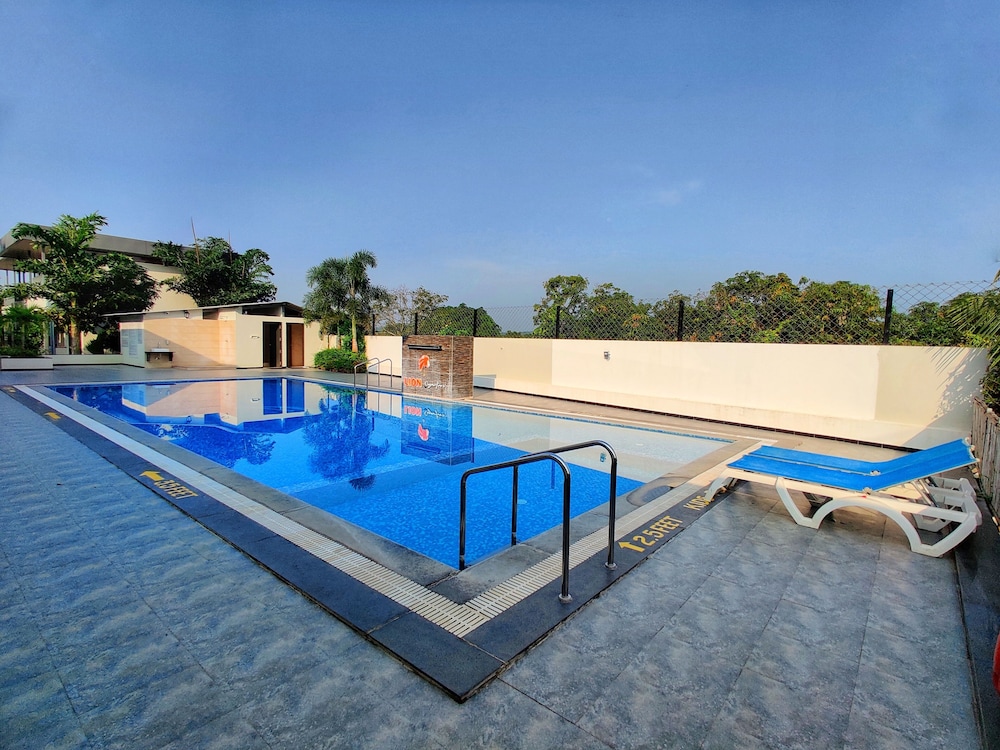 Lion Signature Family Resort in Veraval, India