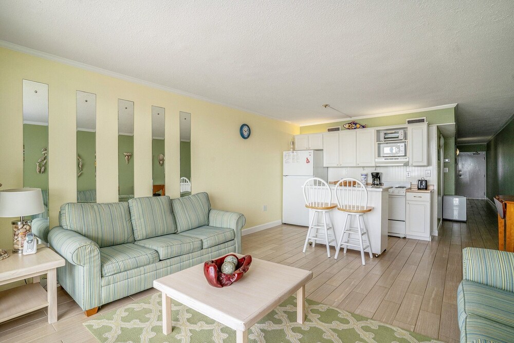 0710 Waters Edge Resort 1 Bedroom Condo by RedAwning - photo 8