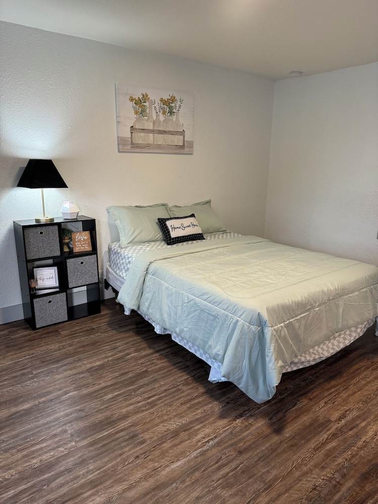 Omro & Fish Inn - last minute hotel in Omro