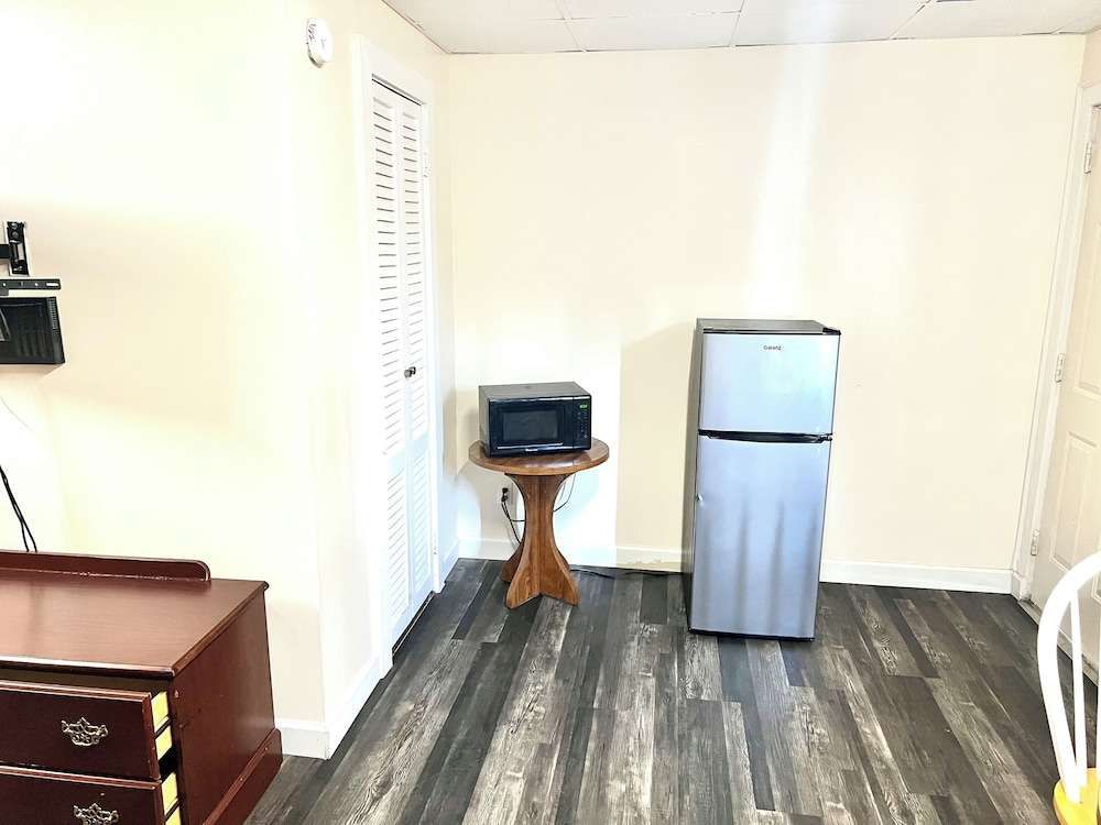 Best In Town Motel — hotel in Statesville