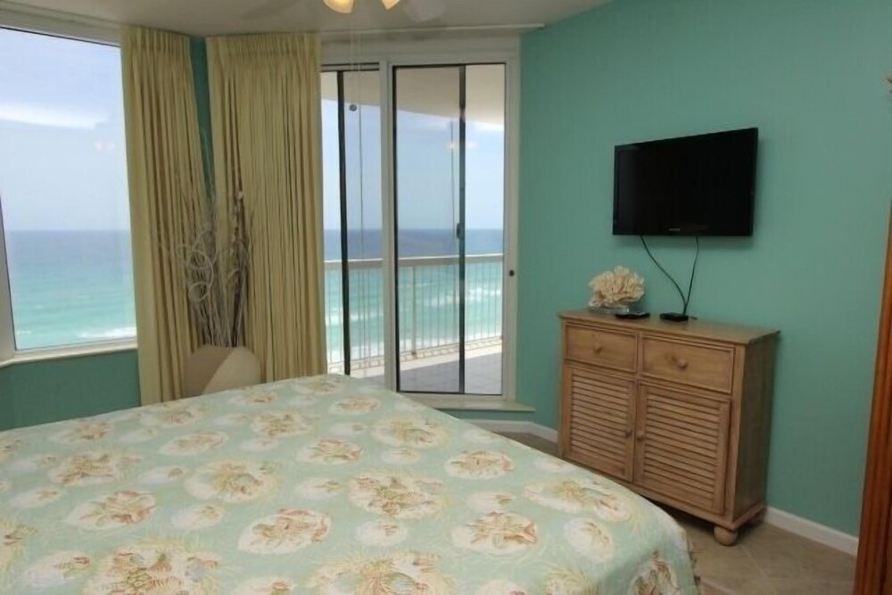 Silver Beach Towers 503W 168689 by RedAwning - photo 3