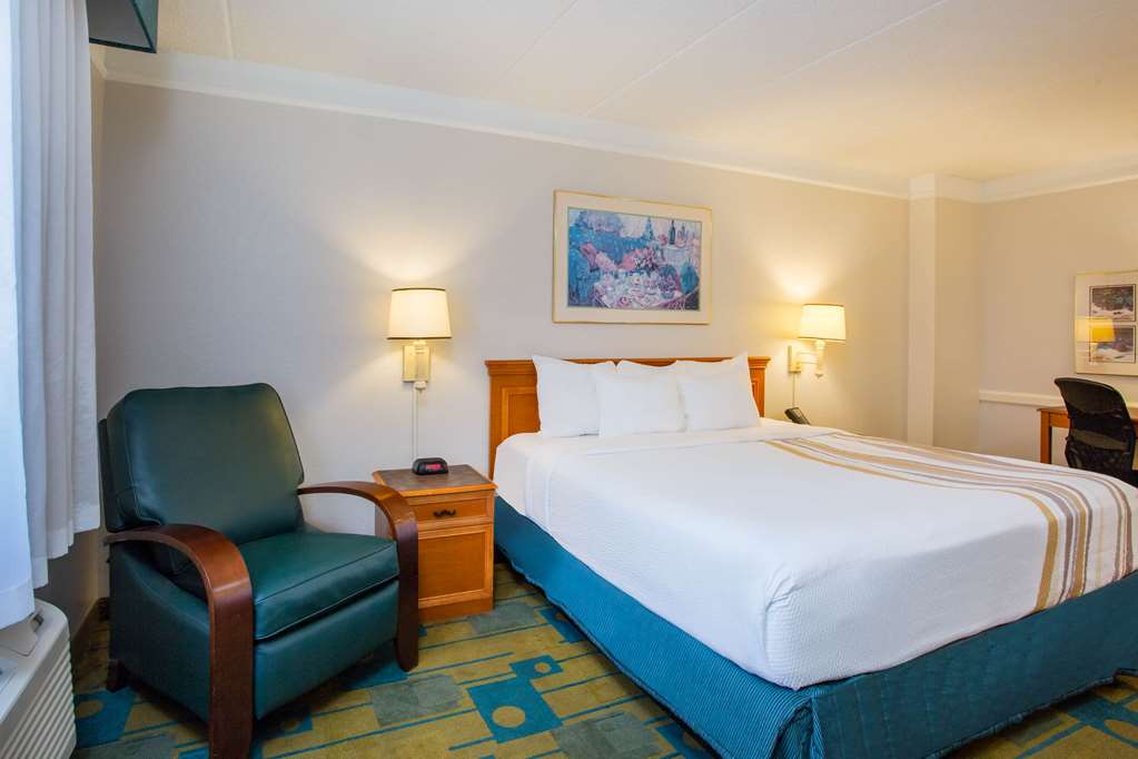 La Quinta Inn by Wyndham Norfolk Virginia Beach - photo 16