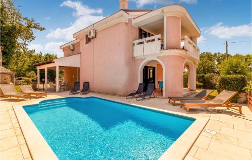 4 Bedroom Gorgeous Home In Dobrinj — 4-Star Luxury Hotel in Dobrinj, Croatia