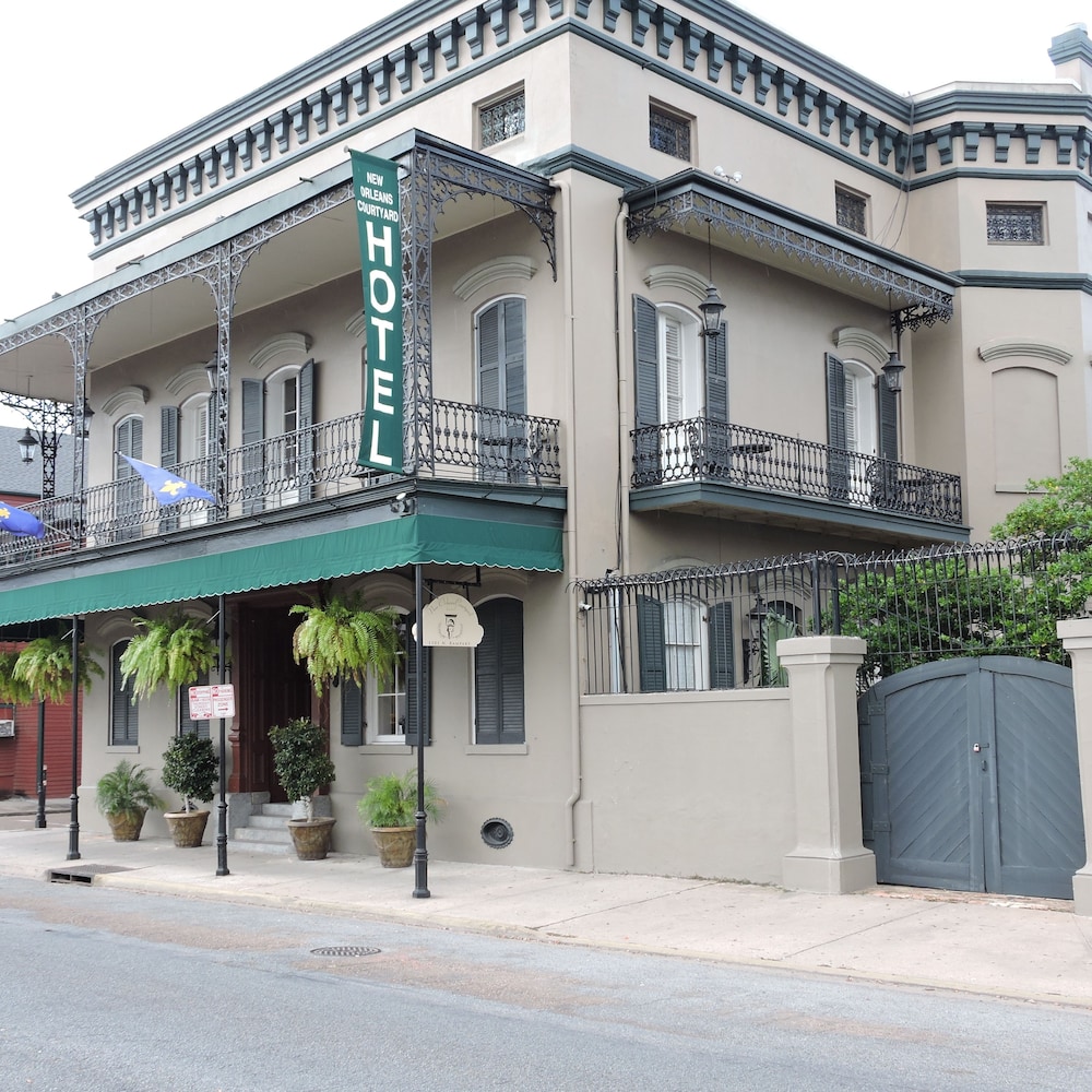 New Orleans Courtyard Hotel and Suites by the French Quarter - photo 22