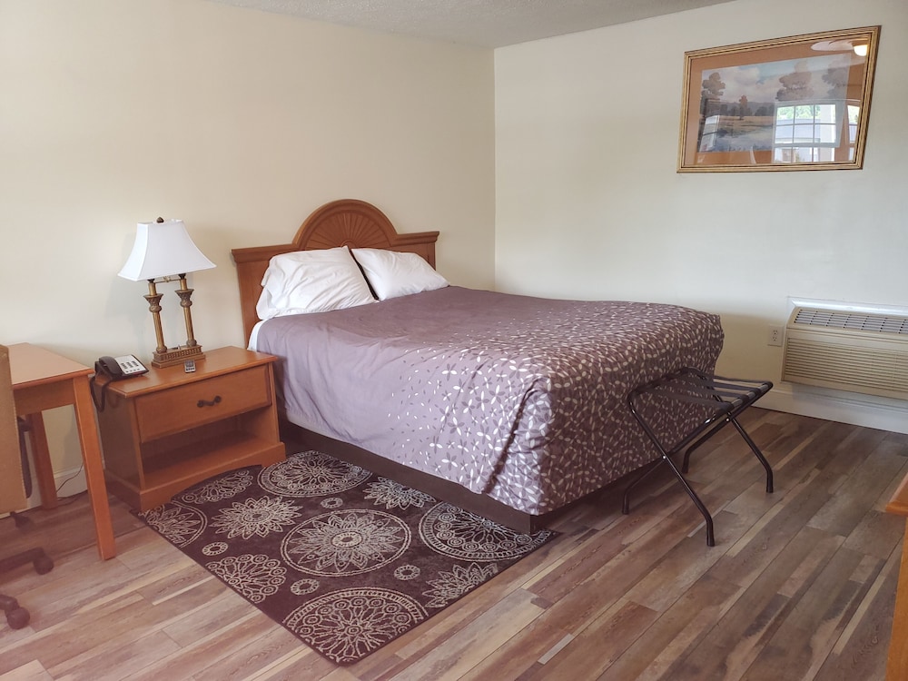 Turnpike Motel - photo 12