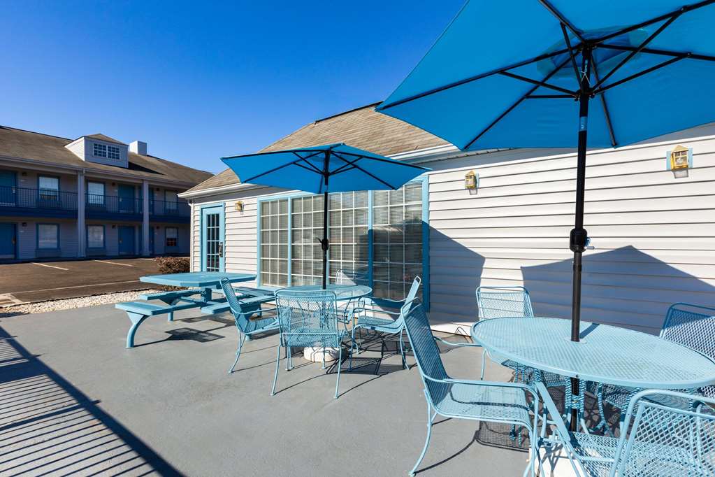 Baymont by Wyndham Selma - photo 8