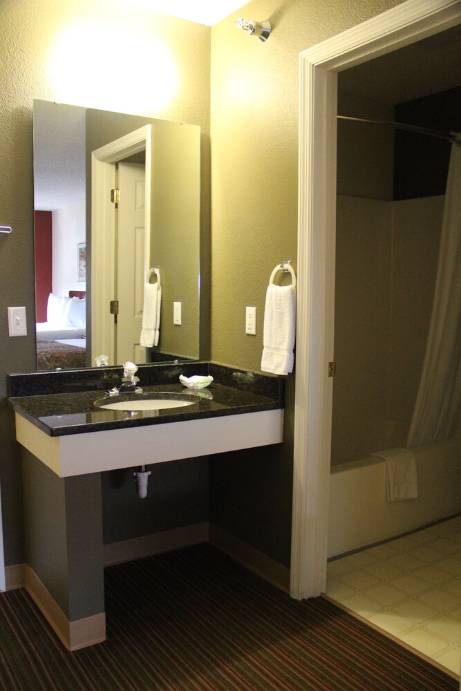 Lake House Hotel - photo 9