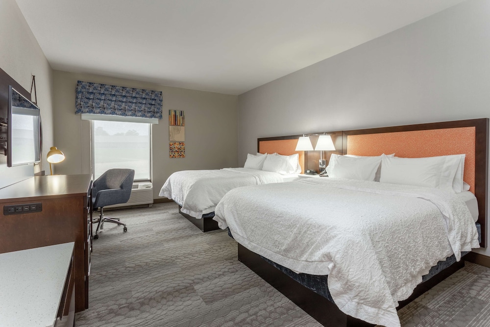 Hampton Inn Jefferson City at Capital Mall - photo 13