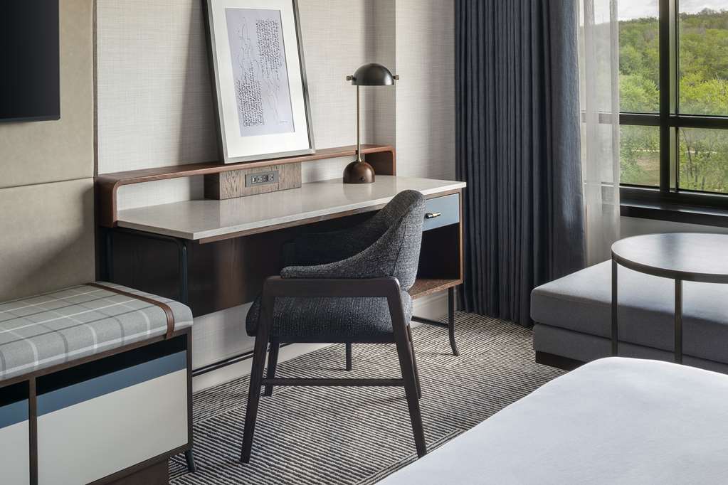 Hyatt Regency Coralville - photo 7