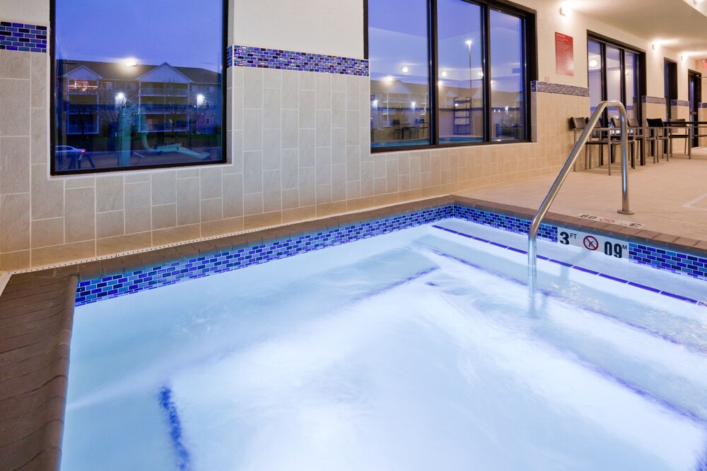 Towneplace Suites Sioux Falls South - photo 12