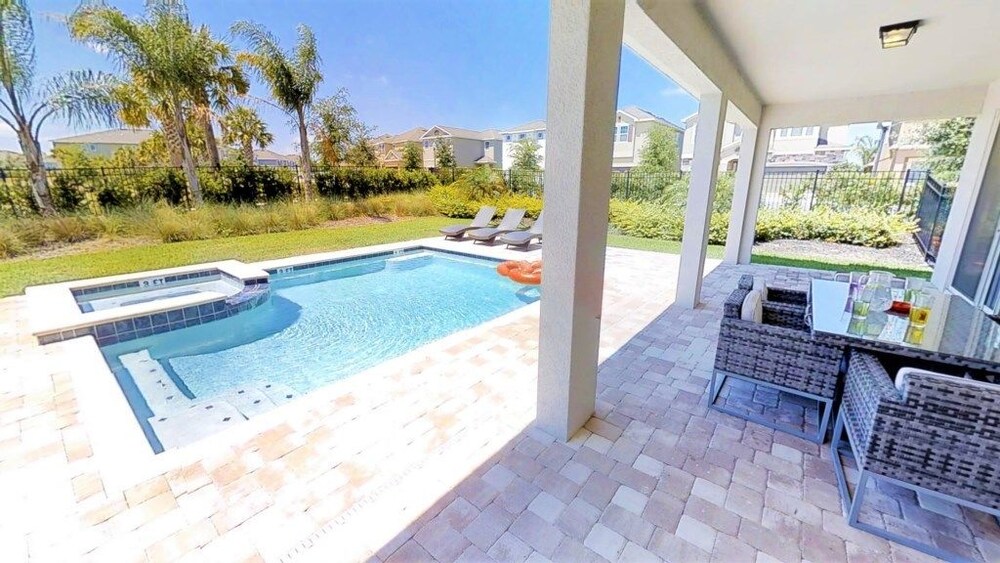 Aco254421 The Encore Club Resort 9 Bed 8.5 Baths Villa - photo 48