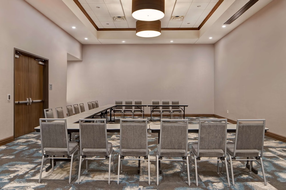 Hilton Garden Inn Summerville - photo 46