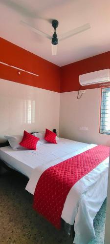 Hotel Jyothi Kumar Royal New Ac Rooms Available in Unknown City, India