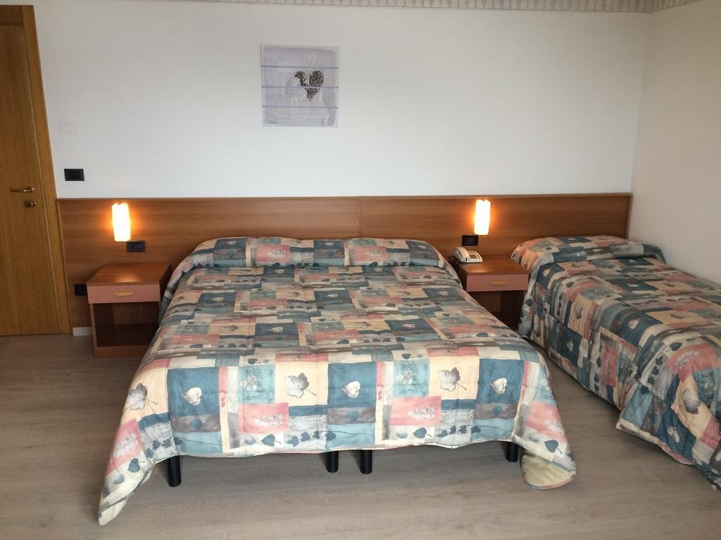 Hotel Roma — Levico Terme