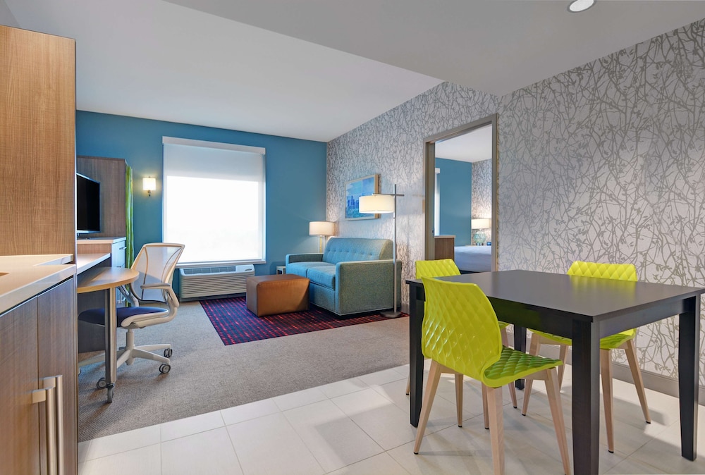 Home2 Suites by Hilton Largo - photo 25