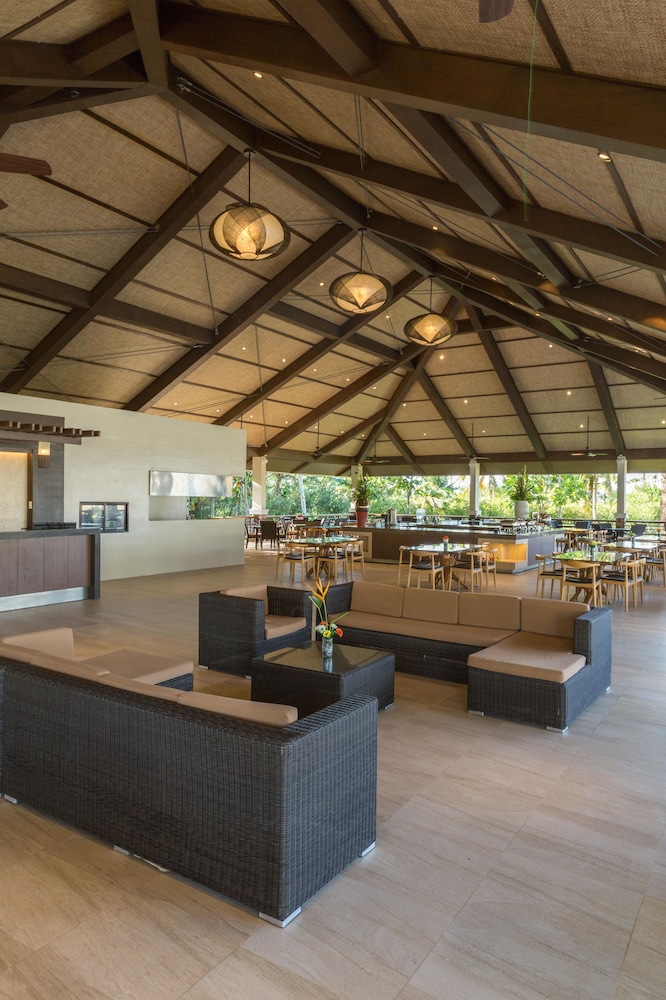 Solina Beach & Nature Resort — Carles — photo 4
