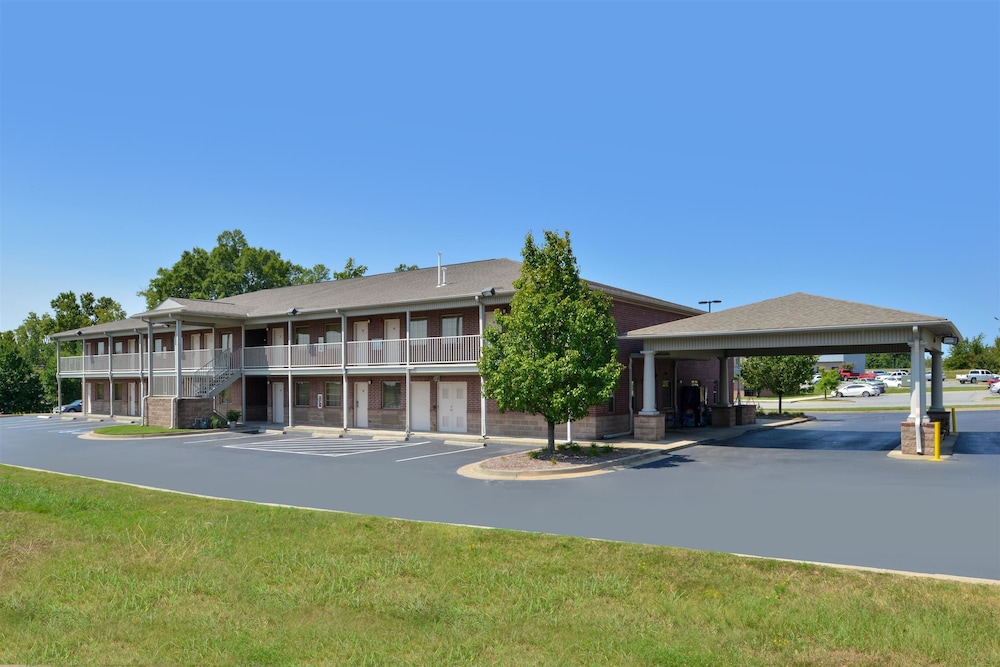 Americas Best Value Inn & Suites Bryant Little Rock - photo 14