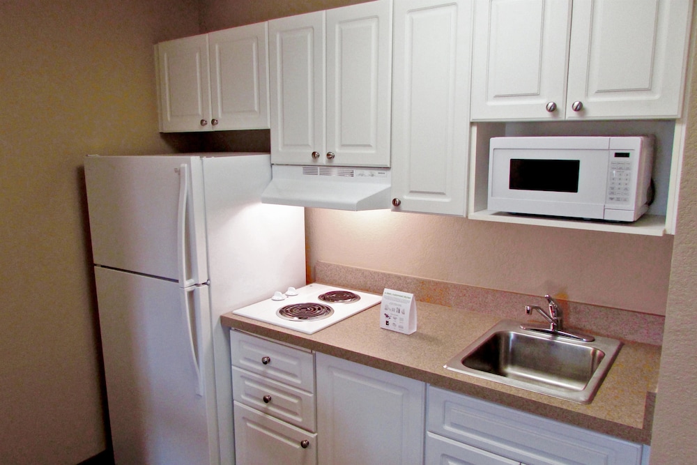 MainStay Suites Washington Dulles Airport - photo 36