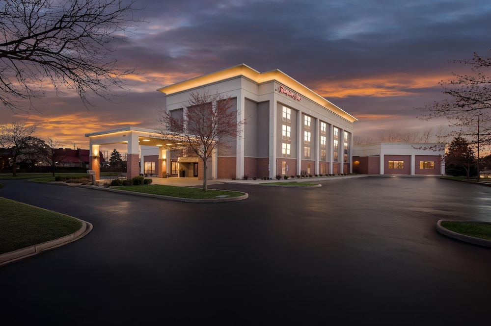 Hampton Inn Toledo South Maumee - photo 29