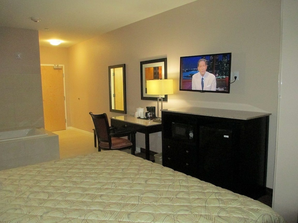 Red Carpet Inn And Suites Monmouth Jtc - photo 26