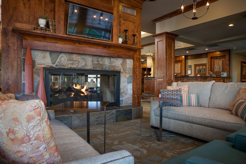 Hilton Garden Inn Boise Eagle - photo 16