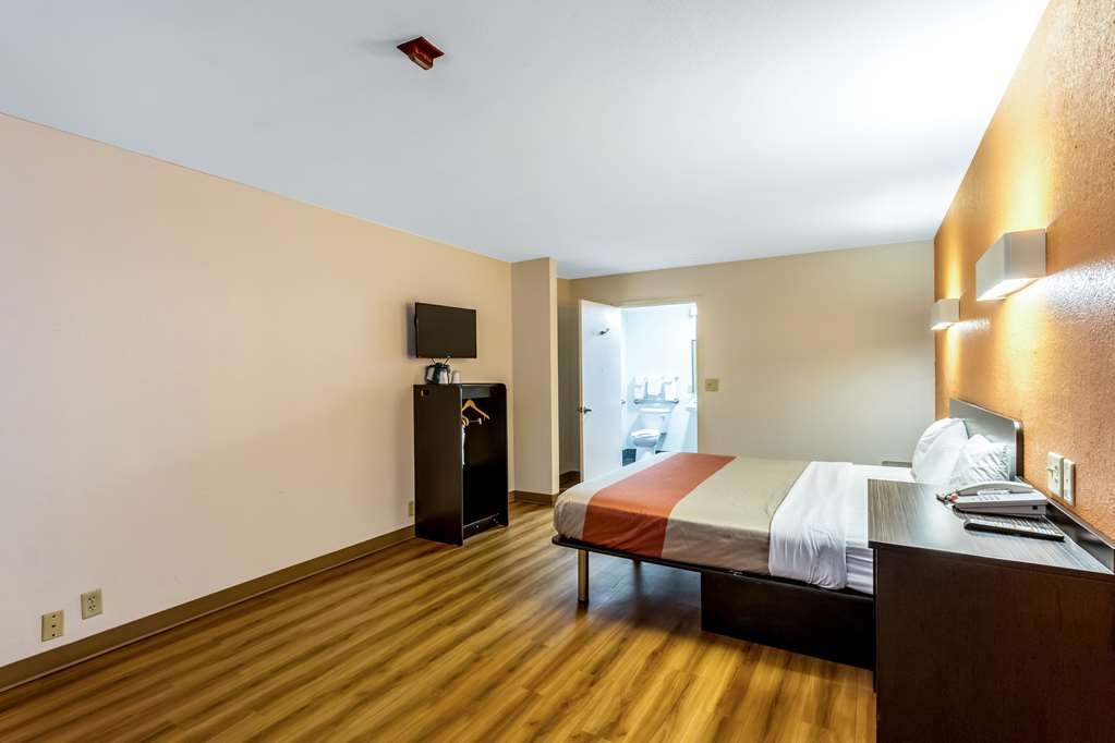 Motel 6 San Antonio TX South WW White Rd - photo 14