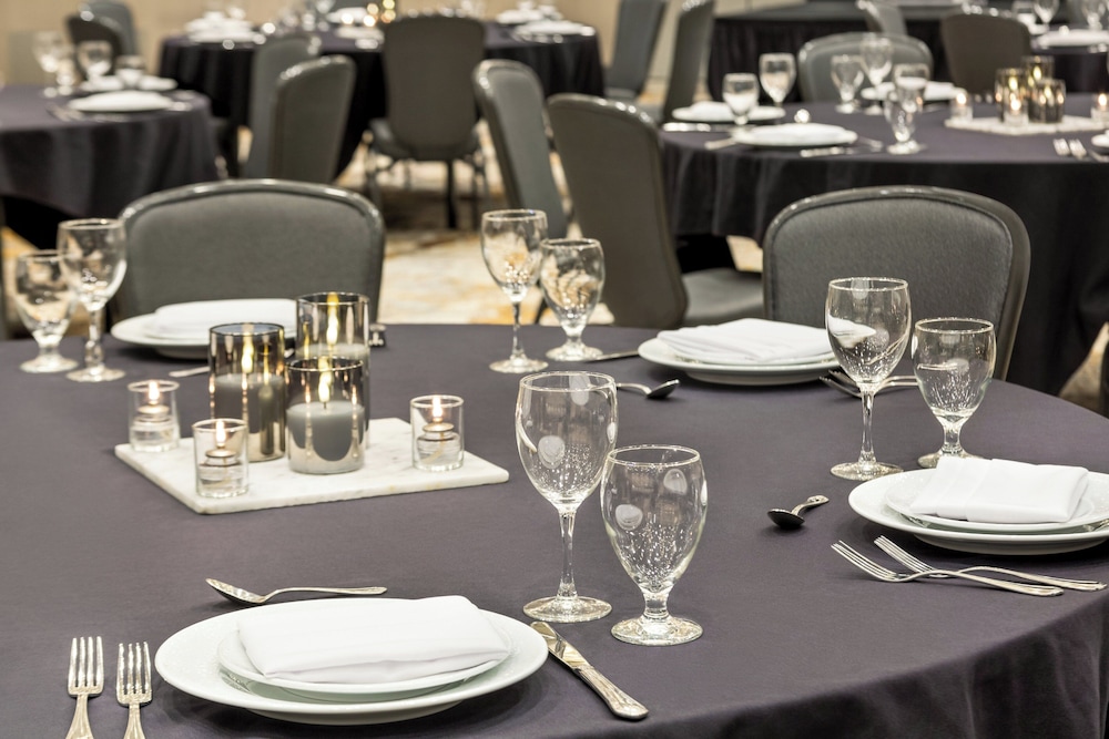 Crowne Plaza Seattle Downtown by IHG - photo 37