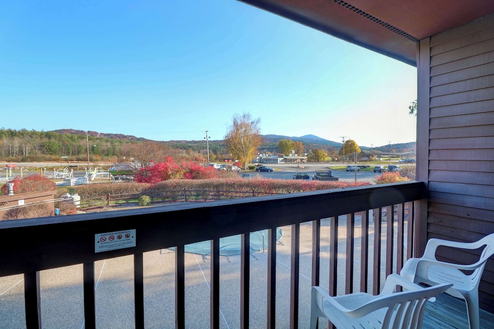 Fireside Inn & Suites Gilford - photo 37