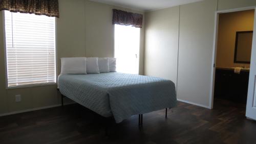 Double Barr Cottages - photo 8