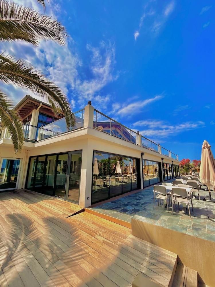 Hotel San Pellegrino in Penta-Di-Casinca, France