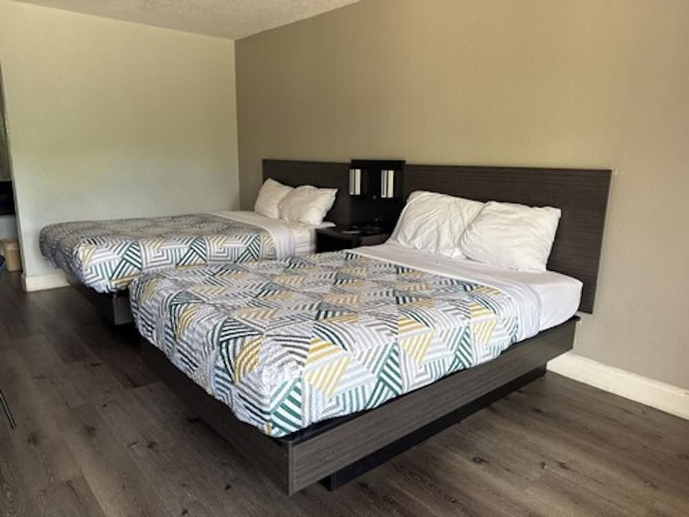 Motel 6 Memphis TN East - photo 26
