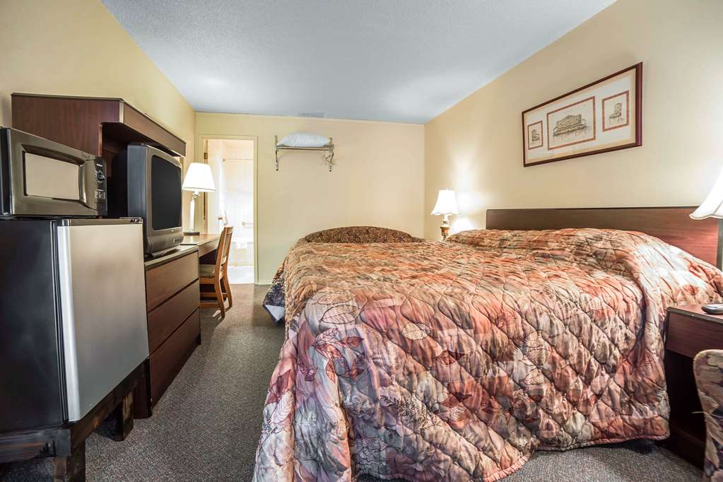 Rodeway Inn La Grande - photo 15
