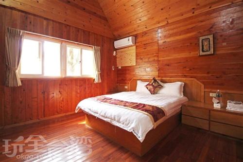 Double Lake B&B — 4-Star Luxury Hotel in Nantou, People's Republic of China