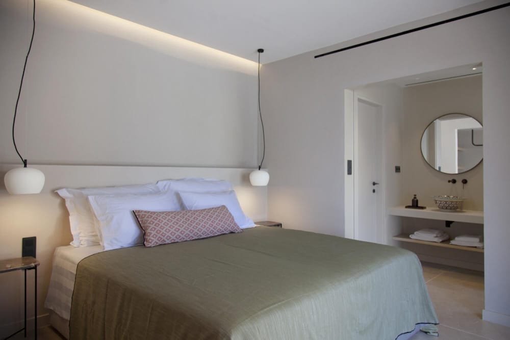 Theros Estate in Amfilochia, Greece