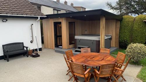 Fairways Villa Newcastle — 4-Star Luxury Hotel in Newcastle, United Kingdom