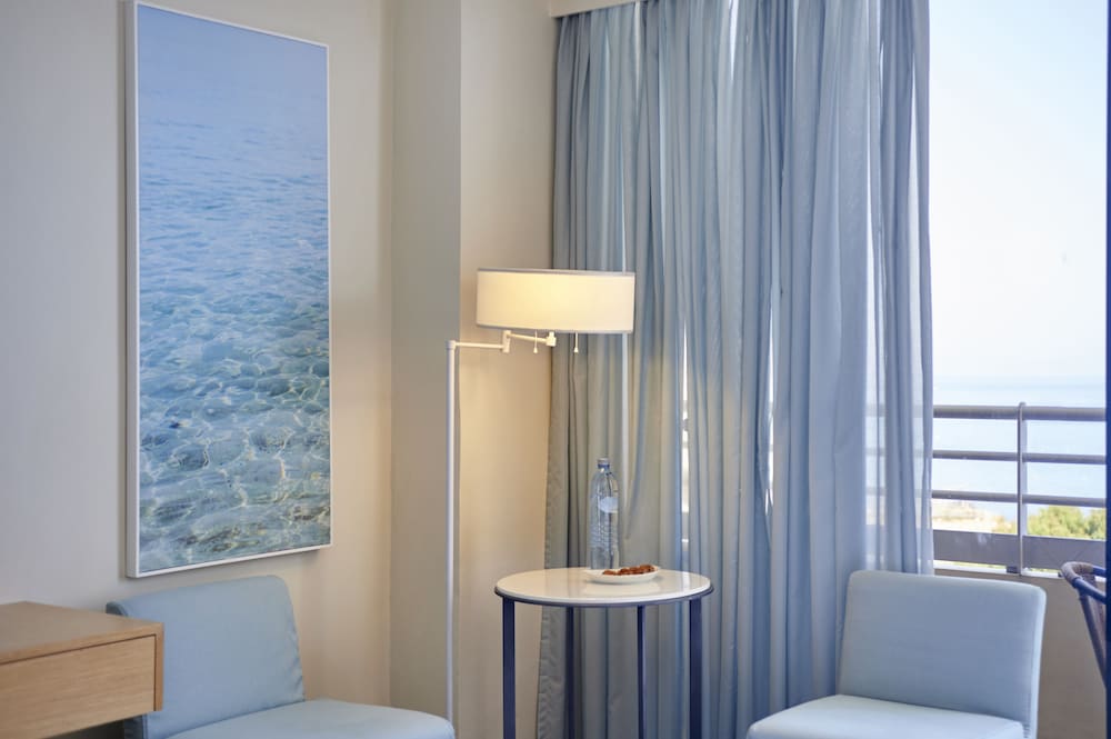 Capo Bay Hotel Protaras Cyprus — Room (photo 5 of 5)
