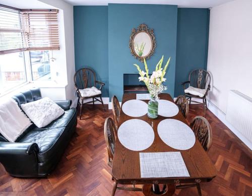 Quaint house in a beautiful rural setting — 4-Star Luxury Hotel in Stoke-On-Trent, United Kingdom
