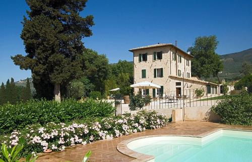 Agriturismo Cuore Verde — 4-Star Luxury Hotel in Spello, Italy