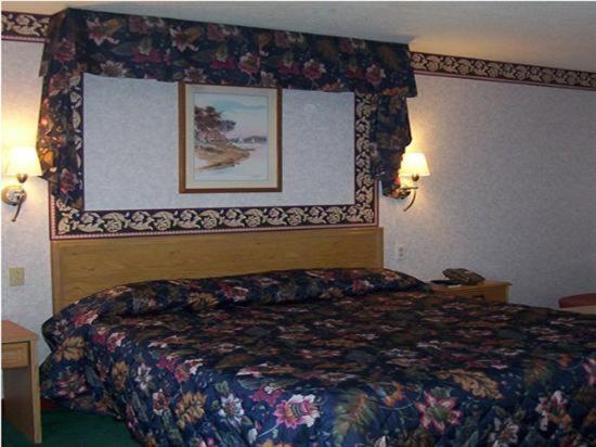 Passport Inn and Suites Middletown - photo 25