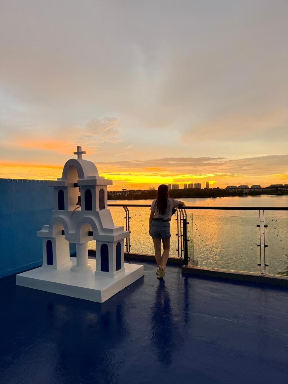 Santorini Msia Sunset Lakeview TownVilla Retreat 5BR 13pax — 4-Star Luxury Hotel in Kuala Lumpur, Malaysia